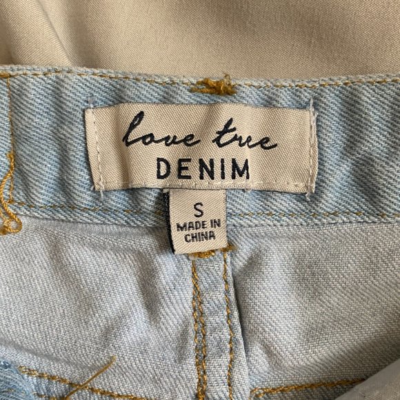 faded women's shorts - Picture 2 of 2